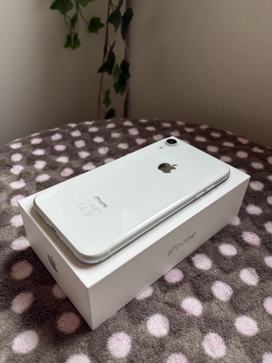 Apple Telefoni cellulari / Smartphones: iPhone XR | weiss | 64 GB – Usato da Brünisried venduto da sve_vft2 2