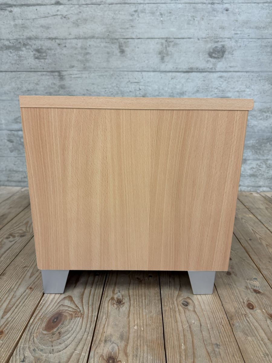Comodini: Schicker Nachttisch / Beistelltisch Buche Dekor – Usato da Münchenstein venduto da Eclipse6 5