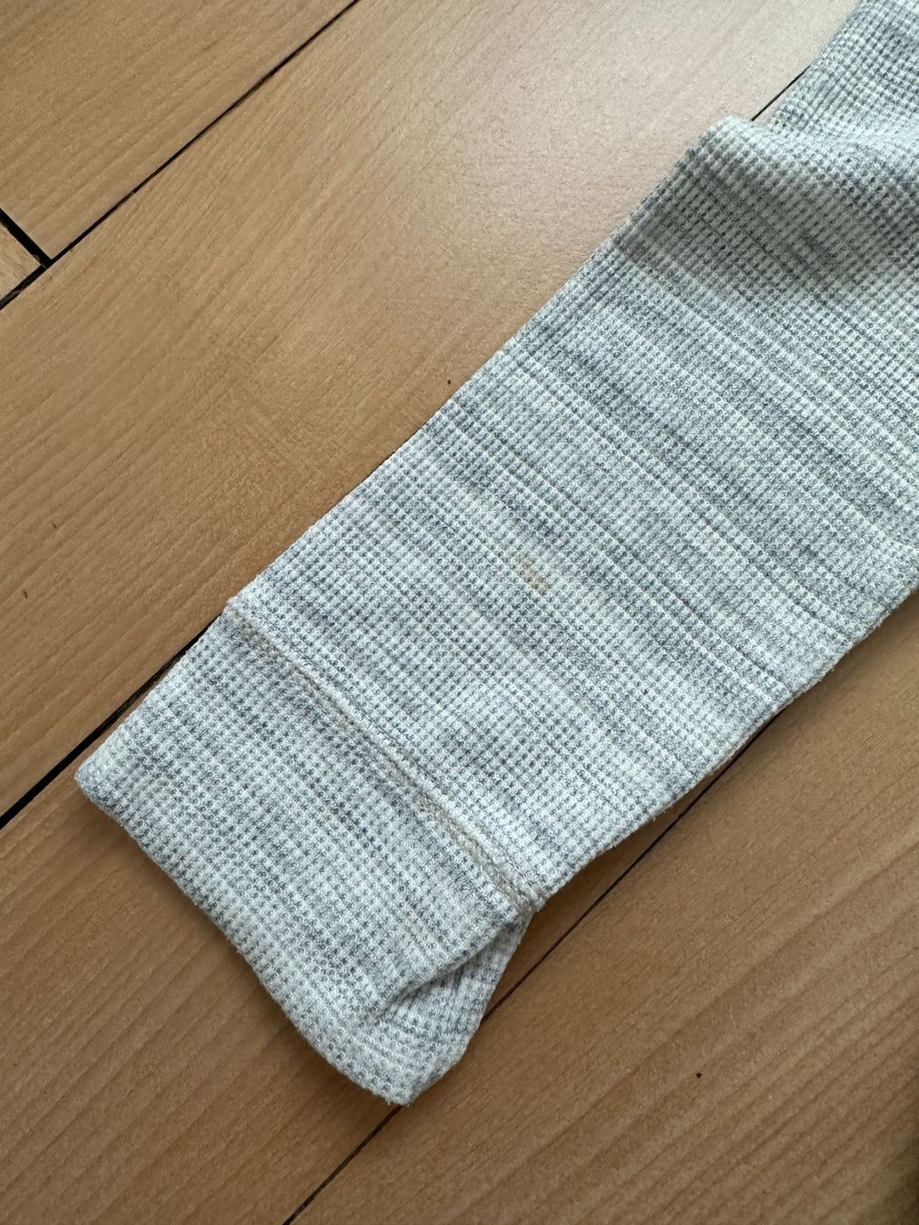 Hollister Maglioni & Felpe: HOLLISTER - Pullover hellgrau L – Usato da Zürich venduto da Diazaio 2