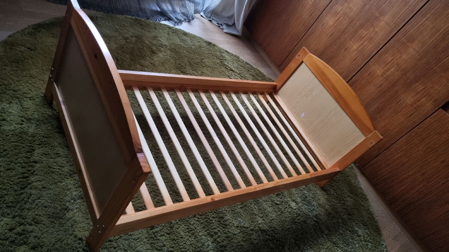 Letti: Kinderbett / Babybett 140x70 – Usato da Bremgarten AG venduto da wellea 1