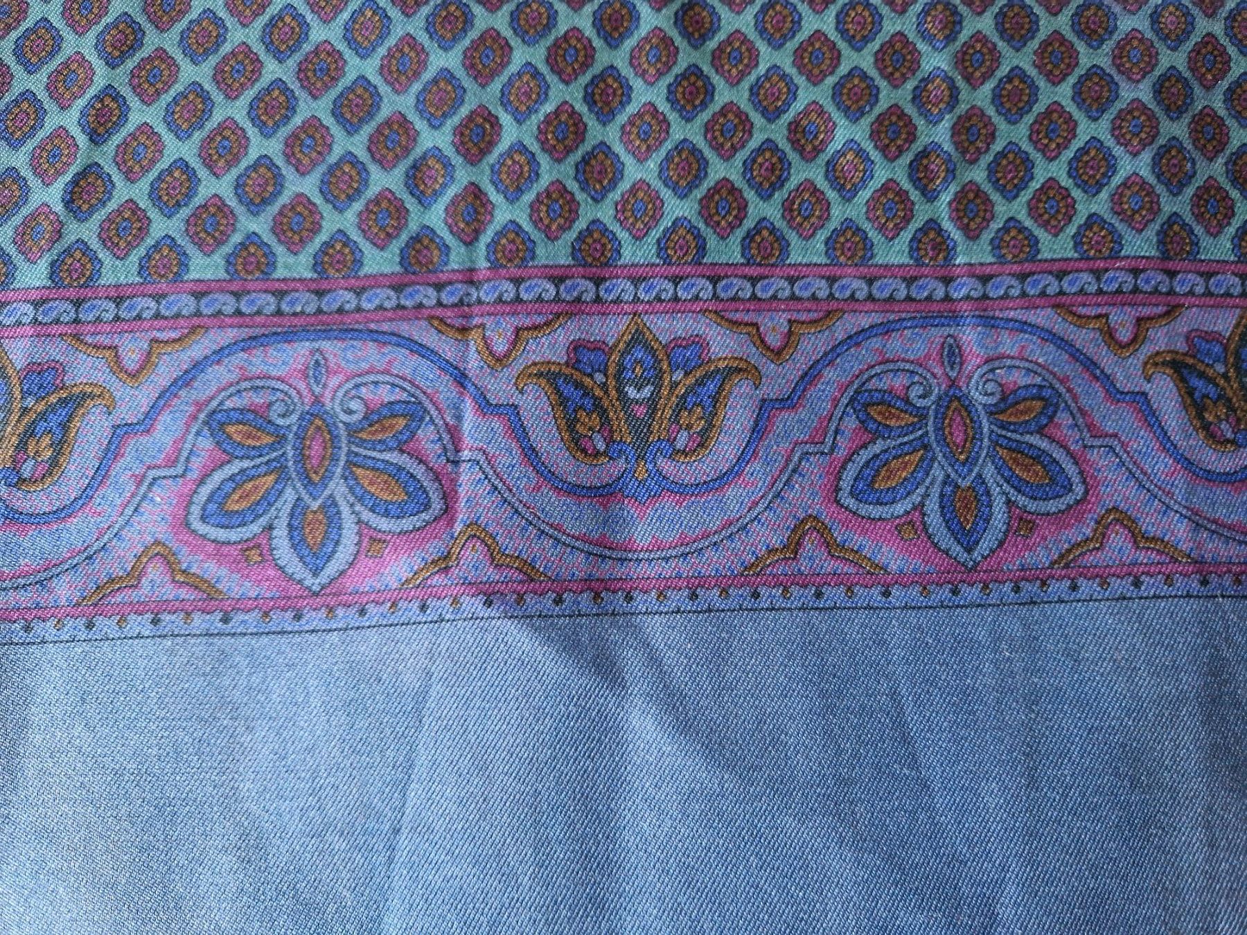 Schals: Seidenschal blau gemustert mit Fransen – Gebraucht aus Bern von Antikbatik 6