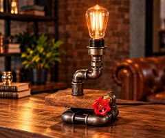 Industriedesign-Tischlampe aus Eisenrohr mit Ventil ✨️