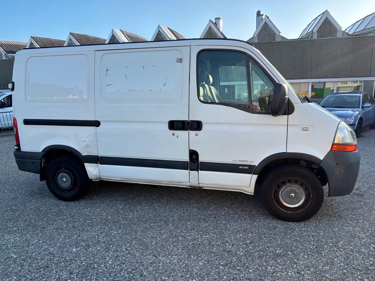 Renault Nutzfahrzeuge: Renault Master – Gebraucht aus Oensingen von Cargo001 3