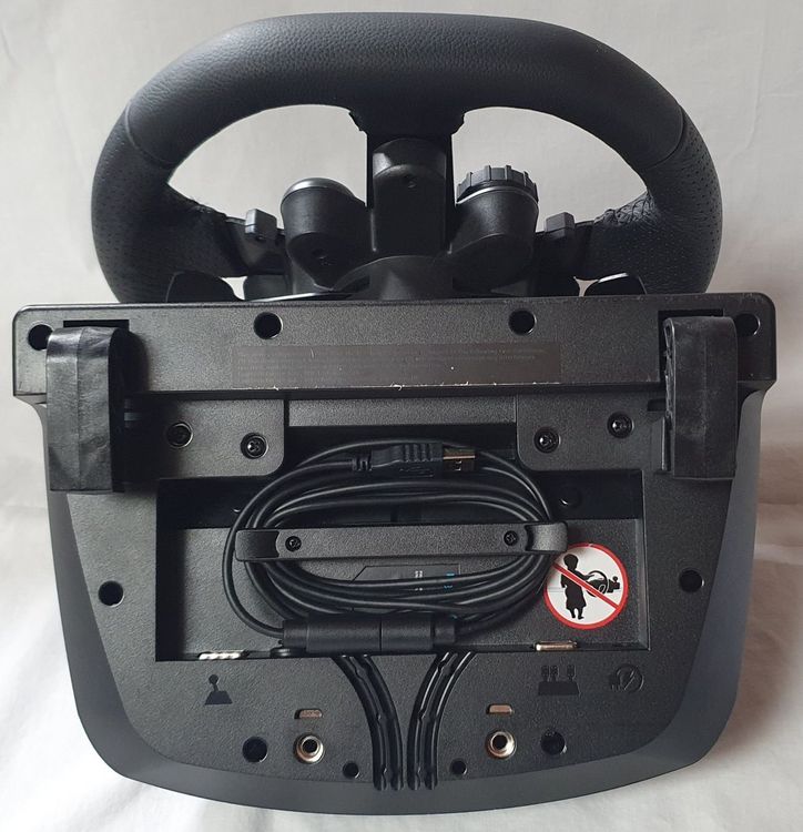 Logitech G923 Xbox / PC (Defekt) in Granges-Marnand für CHF 70 – mit ...