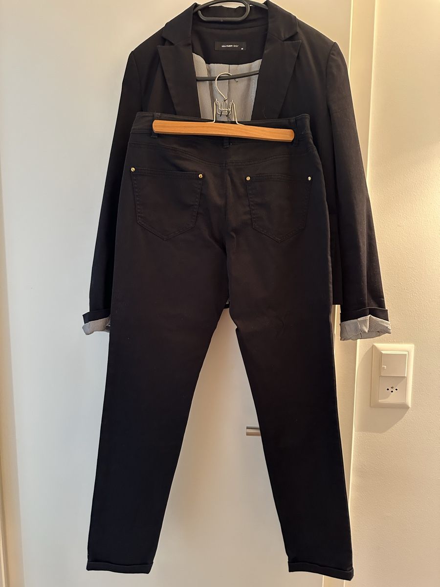 Hallhuber Completi & Tailleur: Hallhuber Hosenanzug leger schwarz  – Usato da Reichenburg venduto da Noelle6002 1