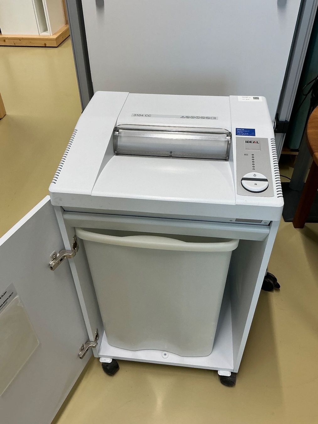 Aktenvernichter: Aktenvernichter IDEAL 3104 CC – Gebraucht aus Zug von Bauteile-Zug 2