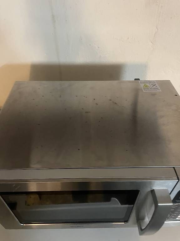 Forni: Micro-ondes professionnel Whirlpool PRO 25 IX  Inox – Usato da Le Lignon venduto da pri_vmv8