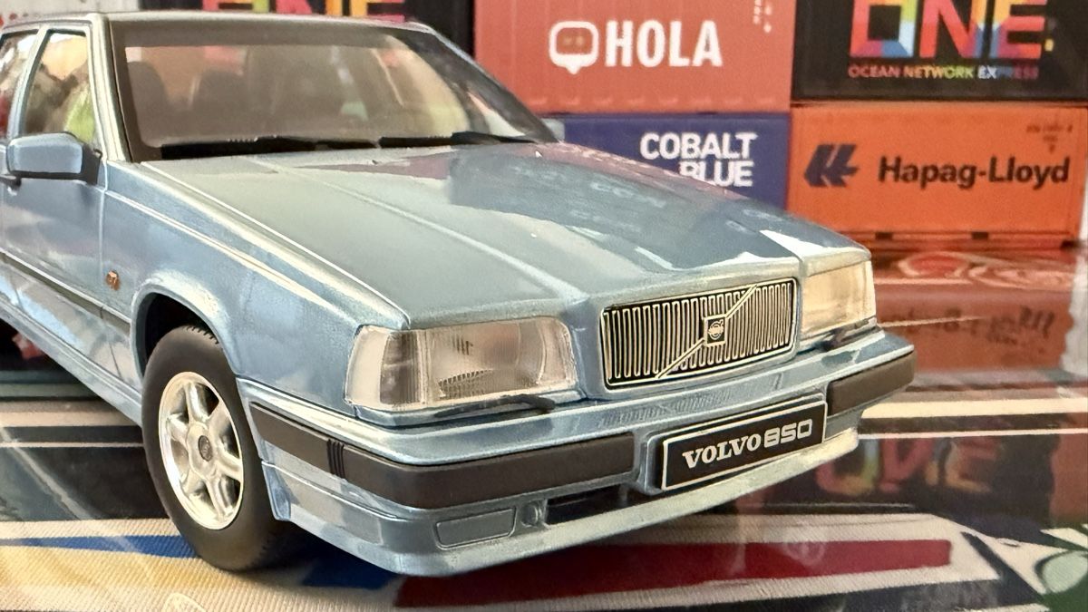 Volvo Modellini d'auto: Volvo 850 Modellauto hellblau neuwertiger Zustand – Nuovo (secondo la descrizione) da Basel venduto da Zomeg 6