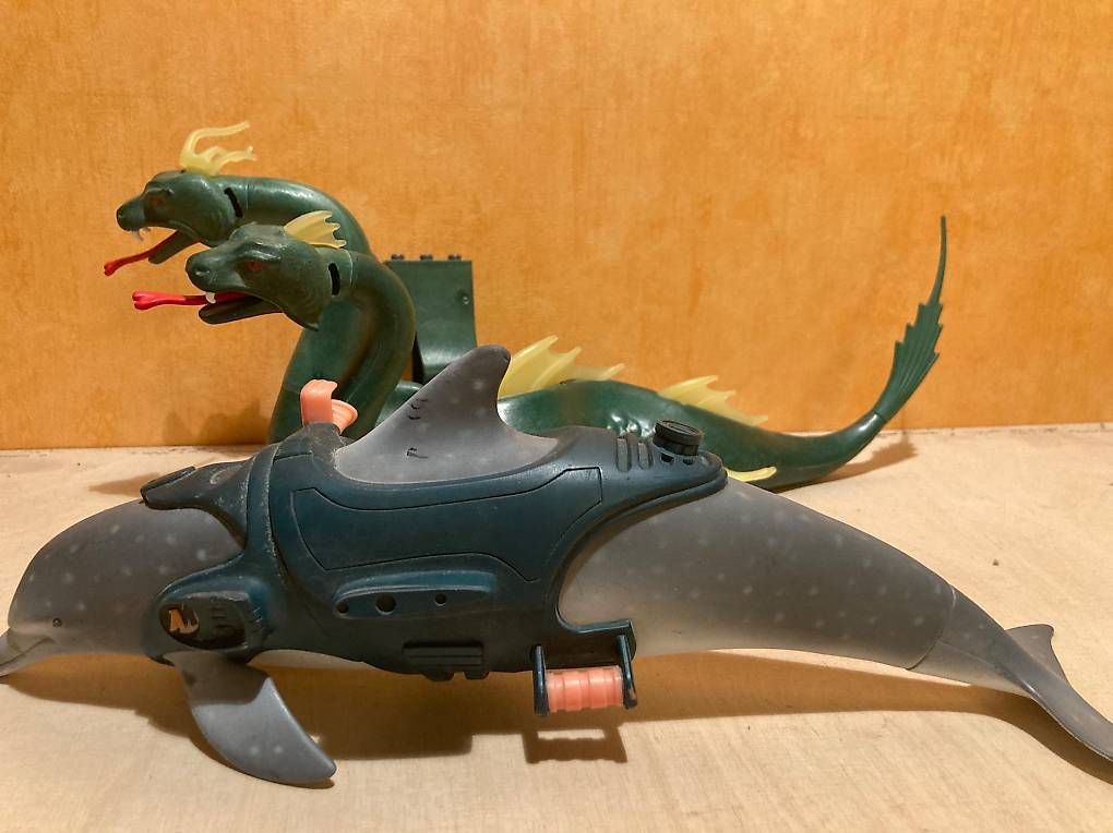 Spielzeuge: 5 véhicules et figurines d'action – Gebraucht aus Belmont-sur-Yverdon von Manu1112 3