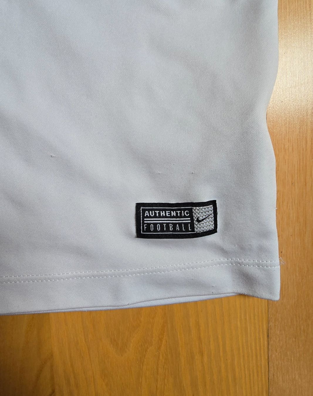 Nike Canottiere & Pantaloni: Yverdon | Cisse | 2017/18 | signiert – Usato da Zollbrück venduto da MiKron 5