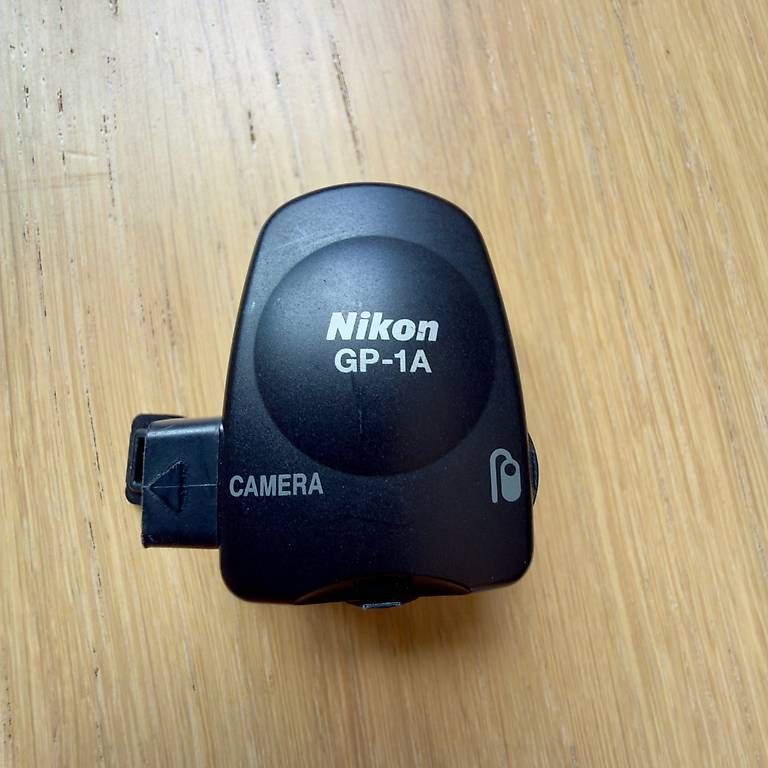 Nikon Unità & Adattatore: GPS für Reflex mit Nikon GP-1 Modul – Usato da Giubiasco venduto da SandroWeb