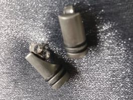 Vintage Ohrringe. Design Ohrstecker mit Kautschuk 12X6mm