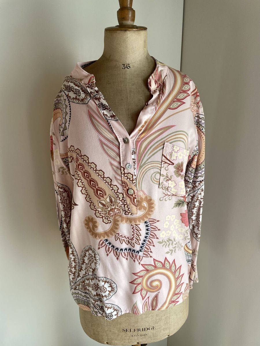Camicette: Sa'Sa Hemd/Bluse mit Muster, Gr. M/L – Usato da Oberwil BL venduto da another-day-of-sun