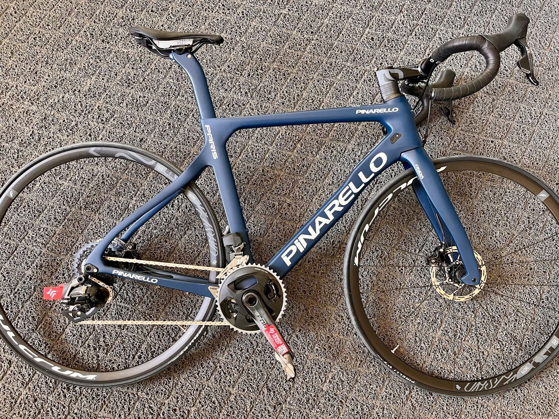 Pinarello Biciclette: Pinarello carbon Rennrad – Nuovo (secondo la descrizione) da Riedikon venduto da altimeter