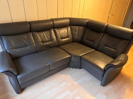 Guterhaltenes Eck Sofa