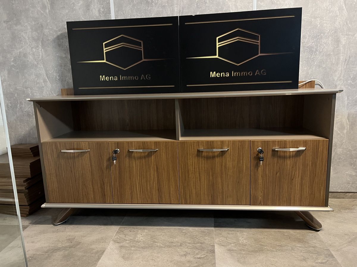 Scrivanie: Bureau design avec rangement intégré – Usato da Studen BE venduto da kim_d27q