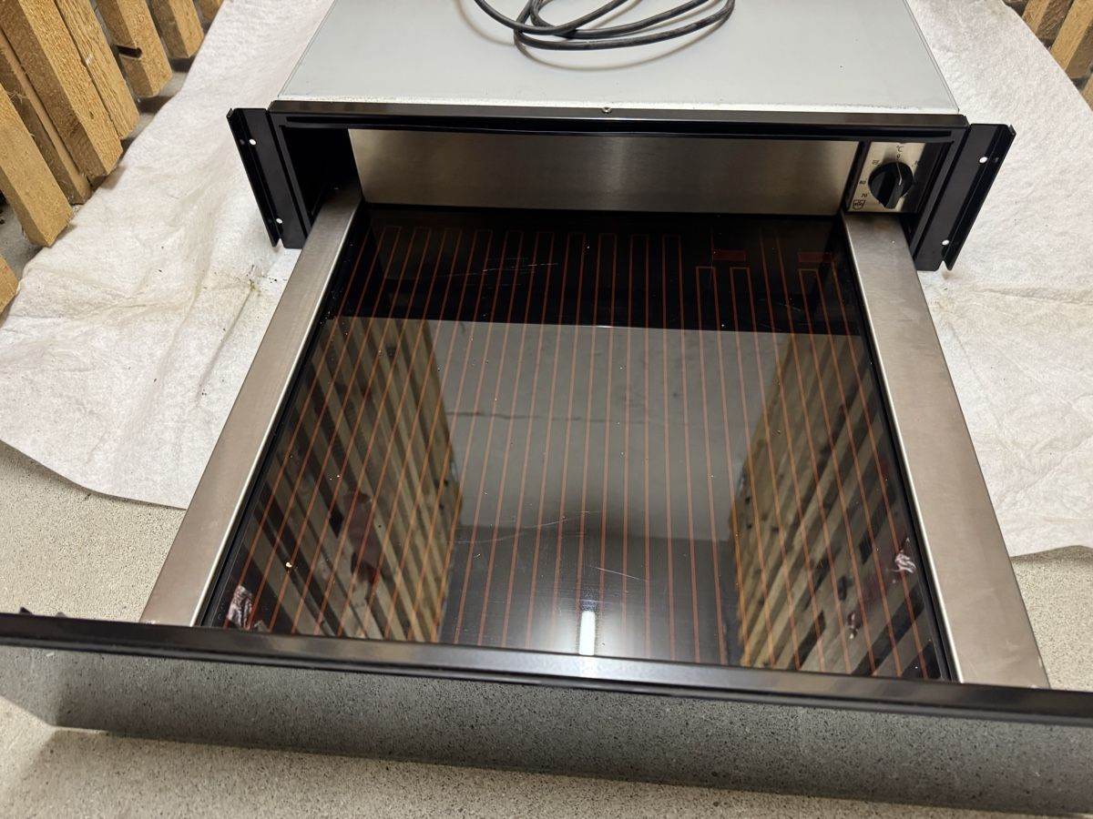 Elettrodomestici da cucina: ZUG Combiair XSE Backofen + Tellerwärmer – Usato da Niederrohrdorf venduto da S.Hubar 5