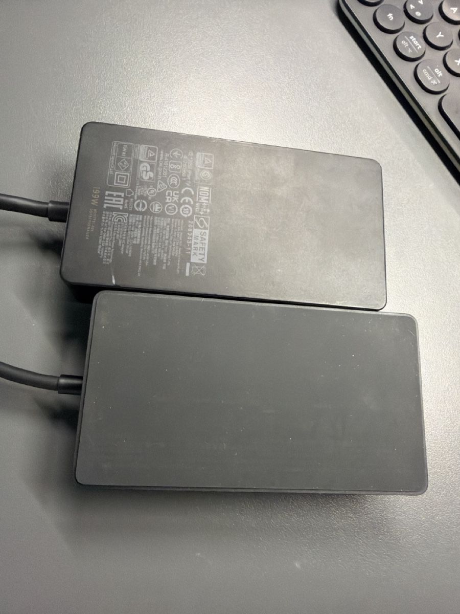 Microsoft Docking station: Microsoft Surface Dock 2, gebraucht schwarz – D'occasion à Münchenstein par sch_8y6d 2