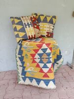 Kelim-Set: 2 Kissen & Teppich
