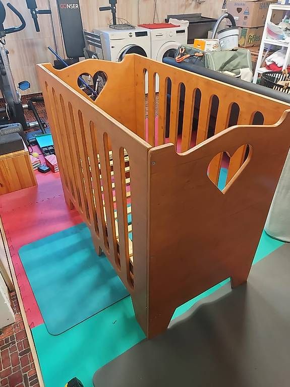 Betten: Selbstgebautes Kinderbett – Gebraucht aus Andelfingen von Cornelia. 3