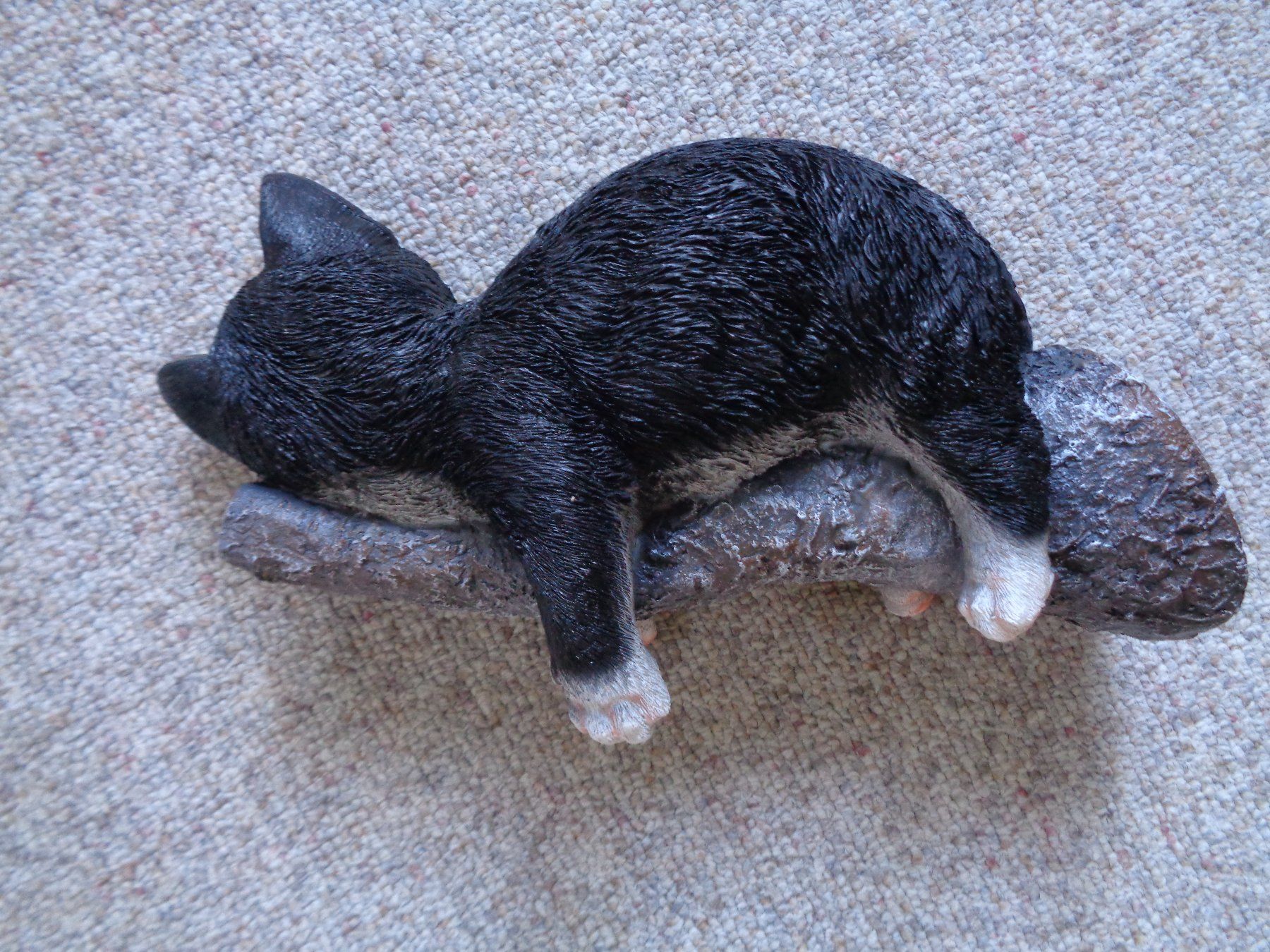 Statuette: Baumdeko schlafende Katze (28.5 cm) – Nuovo e nell'imballaggio originale da Langenbruck venduto da Gumsi 4