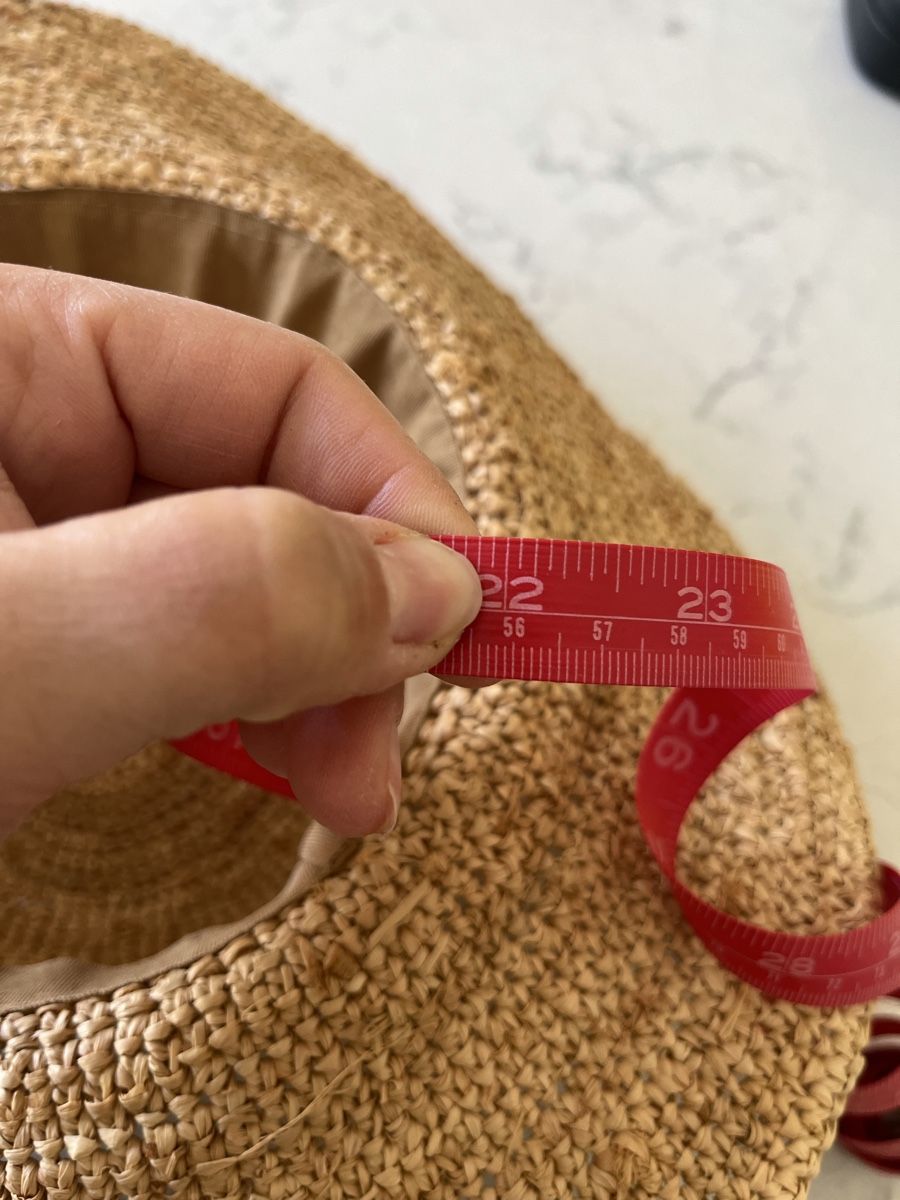 Zara Copricapi, berretti & cappellini: Zara Stylish Straw Summer Hat, Head Size 56cm aprox – Usato da Mies venduto da nic_yk5d 4