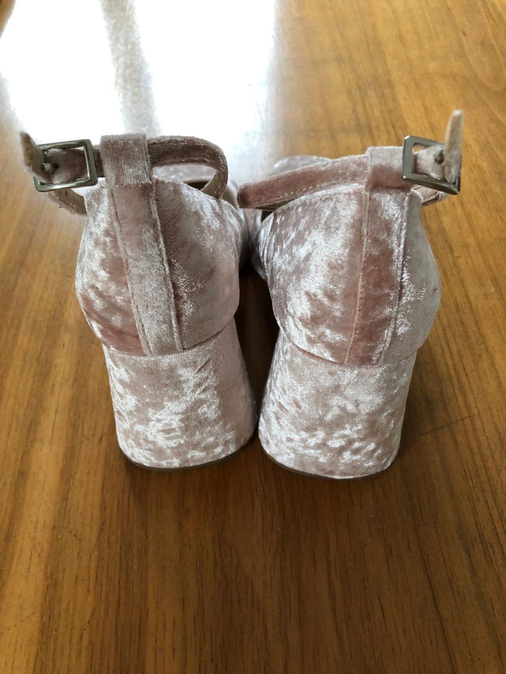 Damenschuhe: Damenpumps rosa Samt – Neu (gemäss Beschreibung) aus Hittnau von JD-OE 2