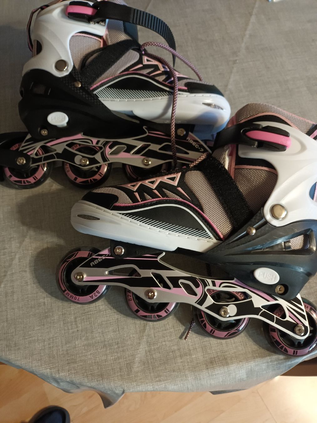 Pattini in linea & Pattini a rotelle: Rollerblades Gr.38-40 nur 1×gefahren. – Usato da Fehren venduto da ech_hk7l