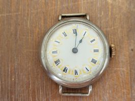 ANTIKE UHR 33 MM LÄUFT 