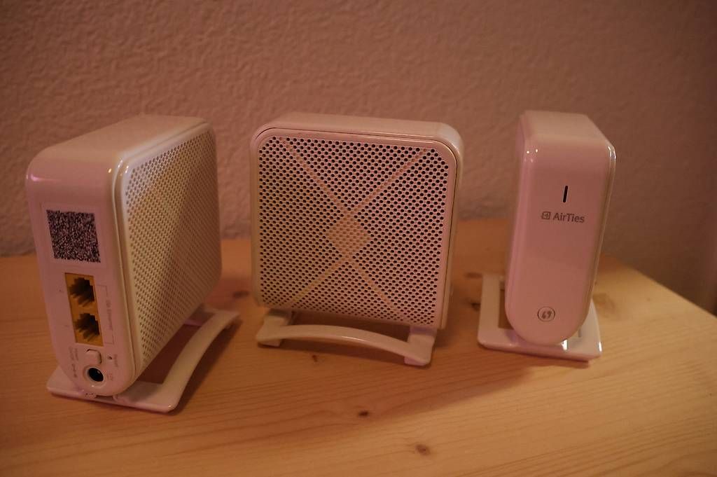 WiFi: 3× Quickline AirTies WLAN Plus Mesh-Adapter – D'occasion à Bannwil par gele22 1