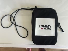Umhängetasche Tommy Jeans schwarz 🖤