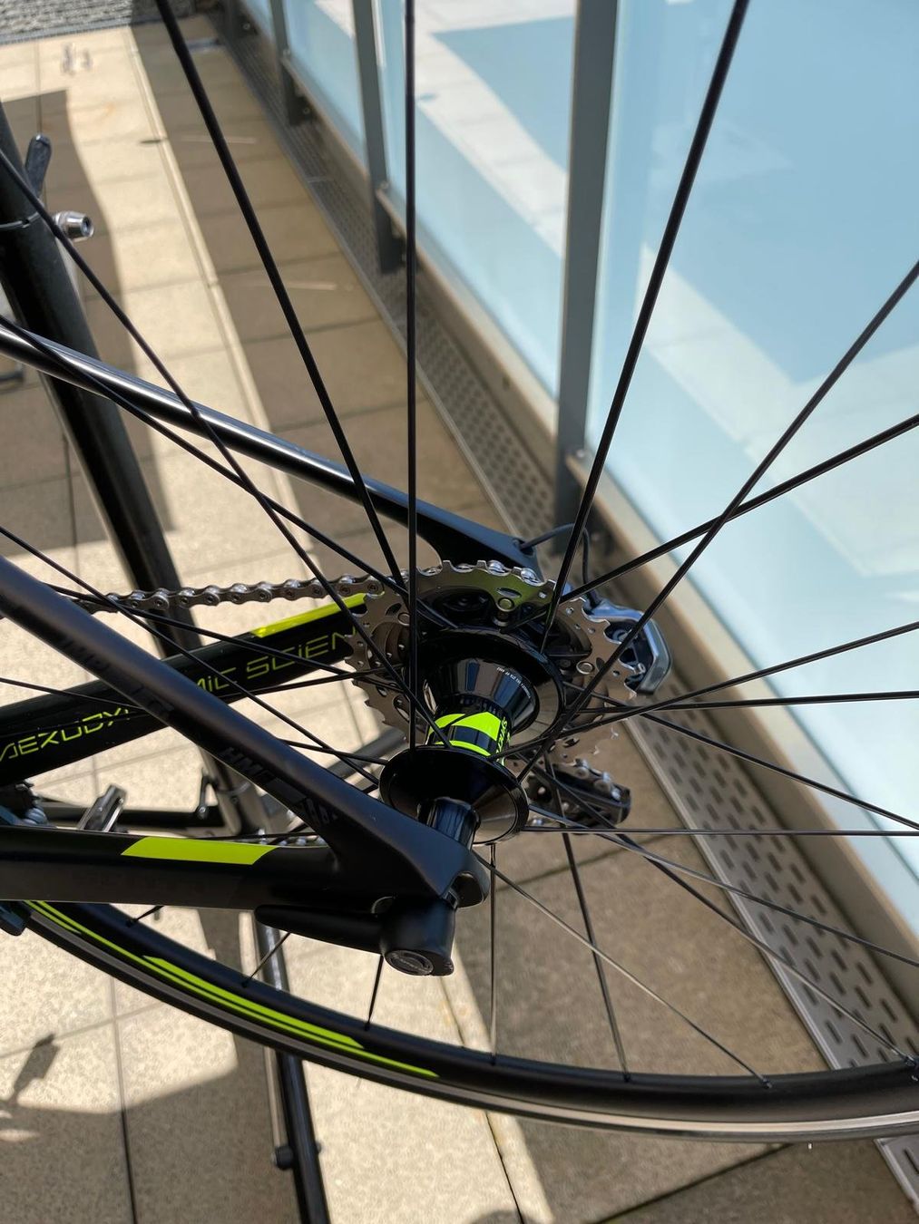 Scott Biciclette: Rennvelo Scott Foil 10 (2017) – Usato da Ennetbürgen venduto da Logitech1980 2