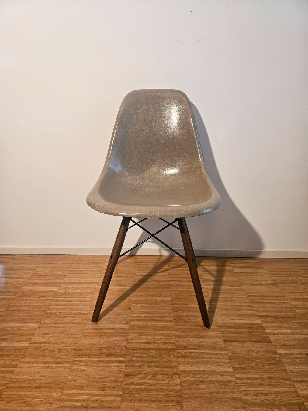 Herman Miller Sedie: Fiberglas: Eames / Herman Miller / Vitra – Usato da Zürich venduto da Lukasz 1