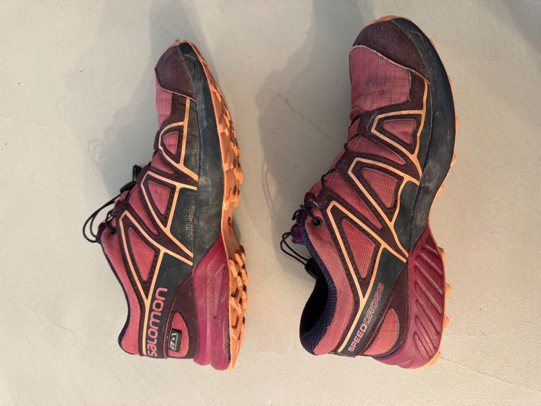 Salomon Schuhe für Mädchen: Trekkingschuhe Salomon, 35 – Gebraucht aus Siebnen von Nulu12 1