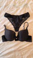 Ein Set Unterwäsche. Slip und BH. 75B. XS-S. Pushup.