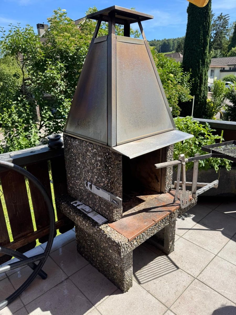 Griglie: Gartencheminée / Gartengrill – Usato da Laupen BE venduto da arime 1