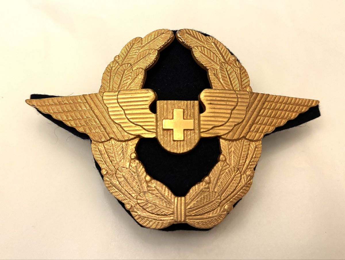 Swissair Plaketten & Abzeichen: Swissair Pilot Abzeichen  – Gebraucht aus Gutenswil von Antiques77