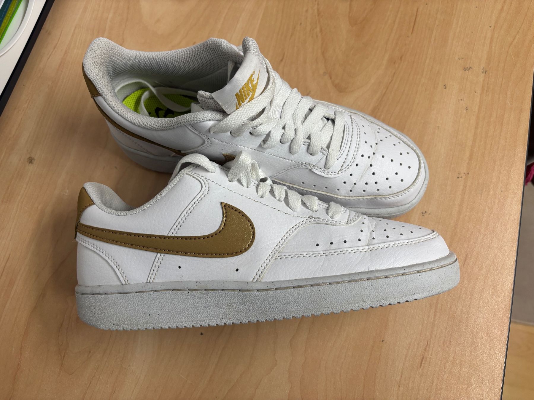 Nike Scarpe da donna: Nike Sneaker 38.5 – Usato da Schwarzenberg LU venduto da Ffrnzi