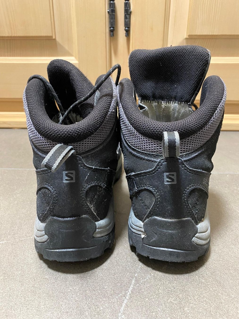 Salomon Herrenschuhe: Wanderschuhe Salomon schwarz gebraucht – Gebraucht aus Vicosoprano von abc258 3
