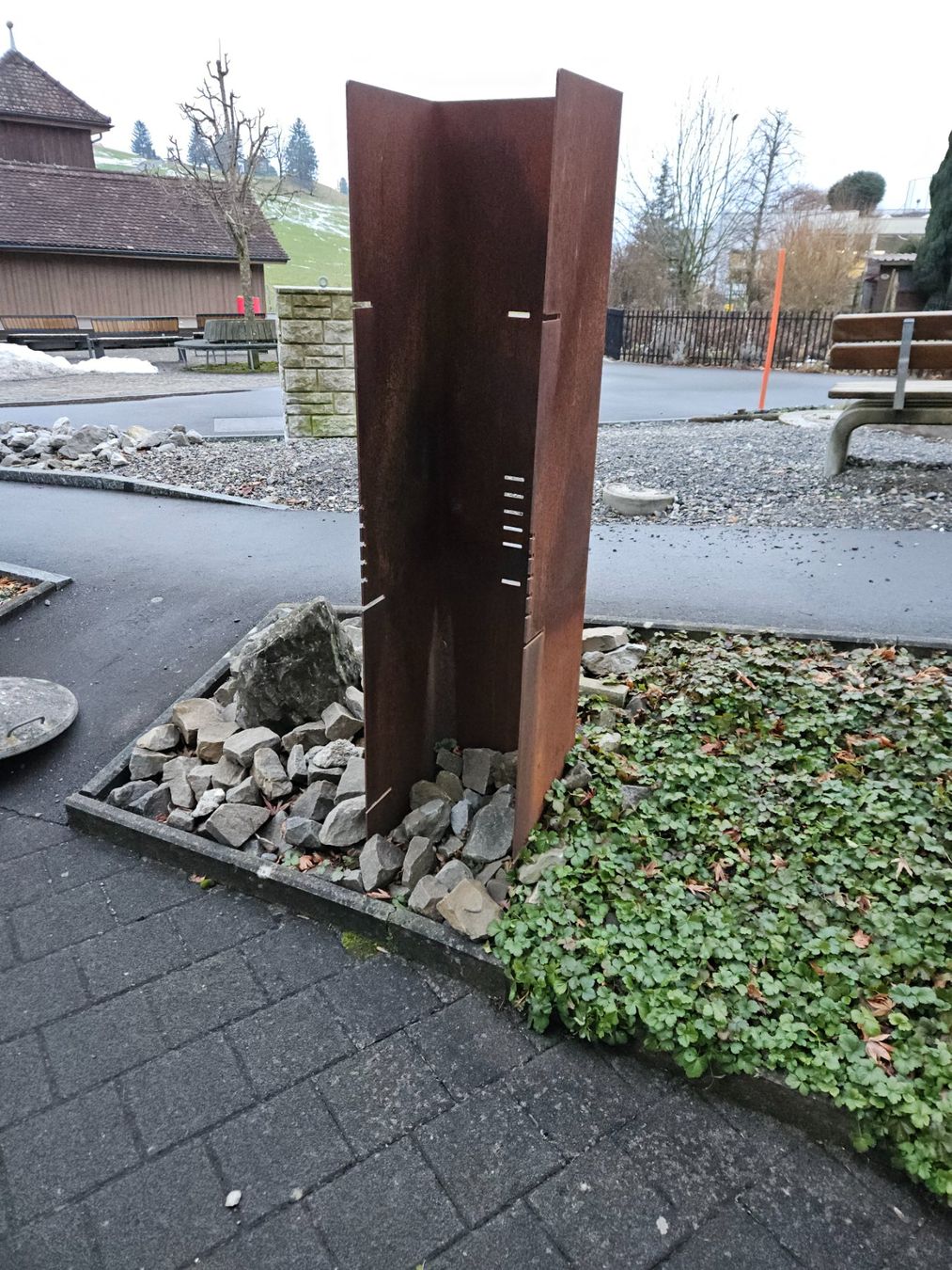 Griglie: Feuerstelle Gartengrill Cheminee rustikal Rost-Patina – Usato da Morschach venduto da Hanswi 3