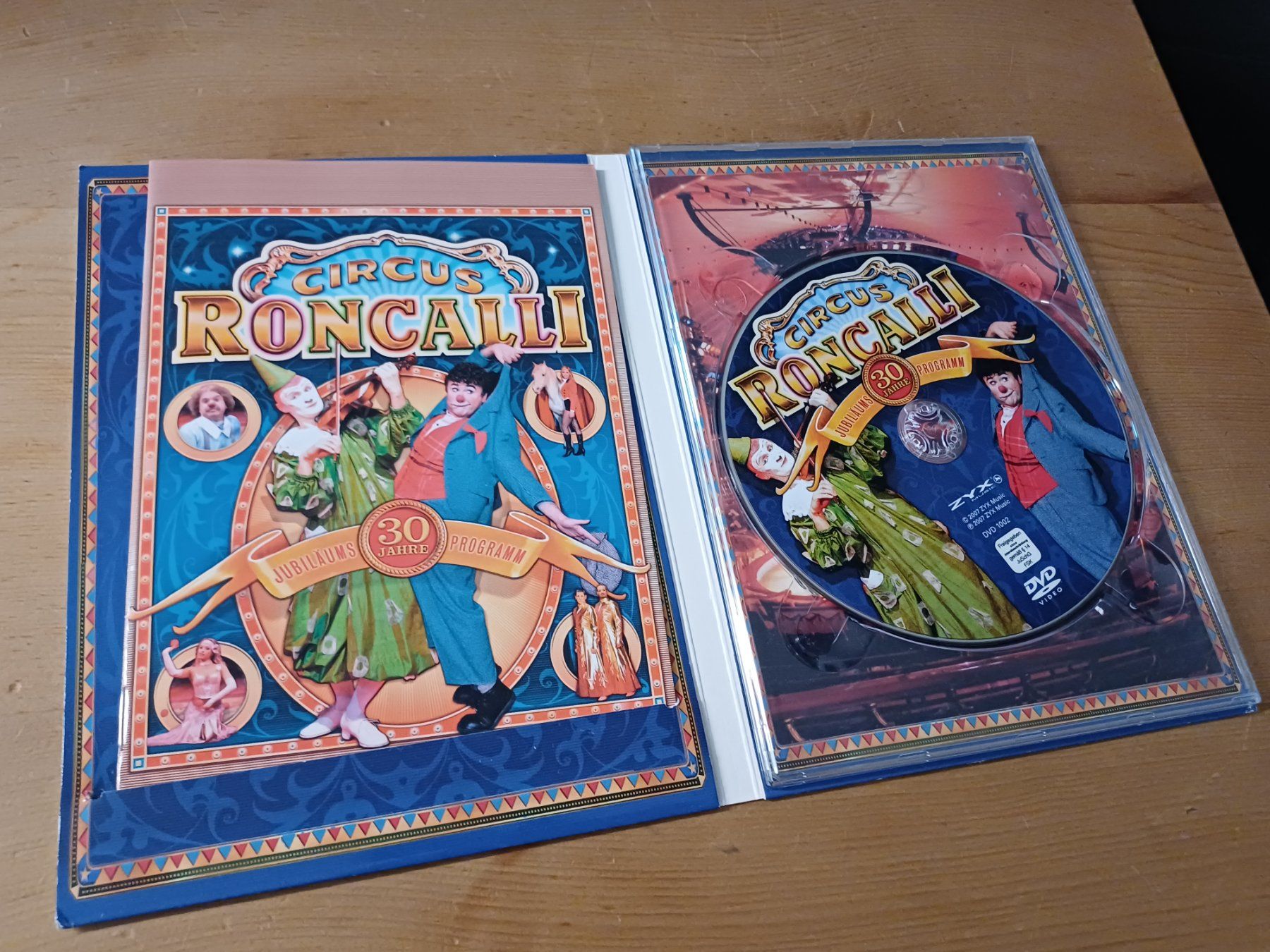 Alle DVDs: Circus Roncalli - 30 Jahre Jubiläums Programm – Gebraucht aus Jona von Rreto71 2