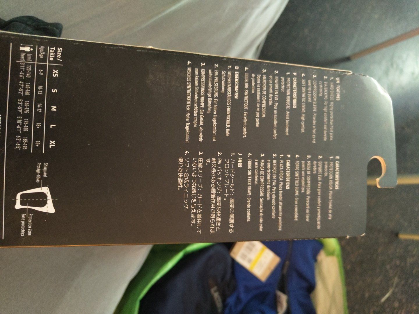 Schutz & Schoner: Adidas Schienbeinschoner – Neu und originalverpackt aus Basel von sos_kzg6 1