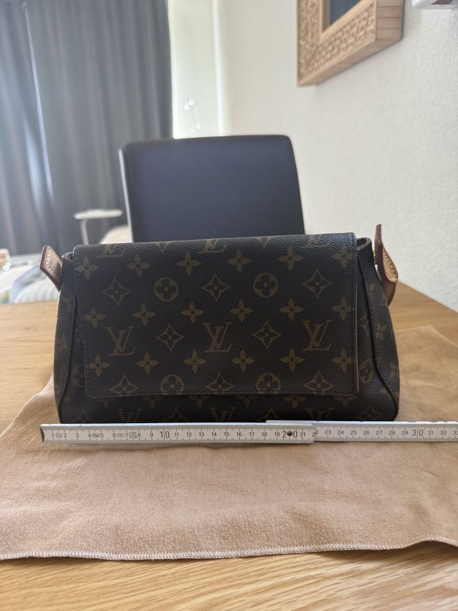 Louis Vuitton Borse da donna: Louis Vuitton Looping Tasche – Usato da Winterthur venduto da Skerk18 7