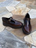 Chaussures types Mary Jane Tamaris taille 38 quasi neuves