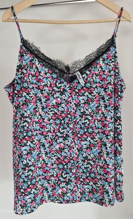 Blumentop Gr. XL mit Spitze, Sommertop