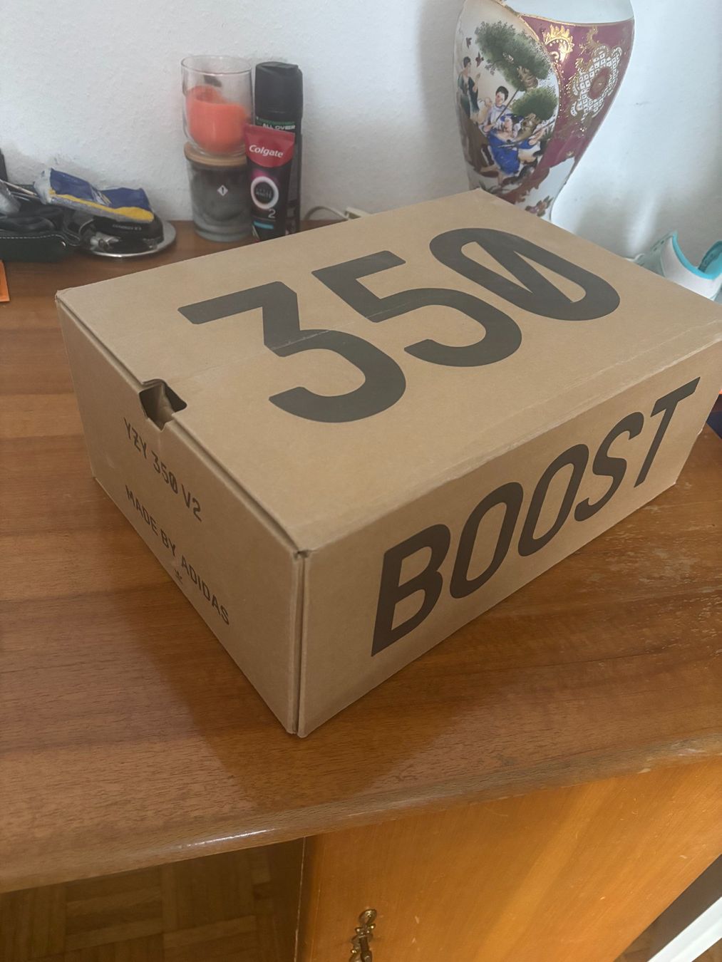 Scarpe da uomo: Boîte Yeezy Boost 350 V2 originale, sans chaussures – Nuovo (secondo la descrizione) da Petit-lancy venduto da ZSel 1