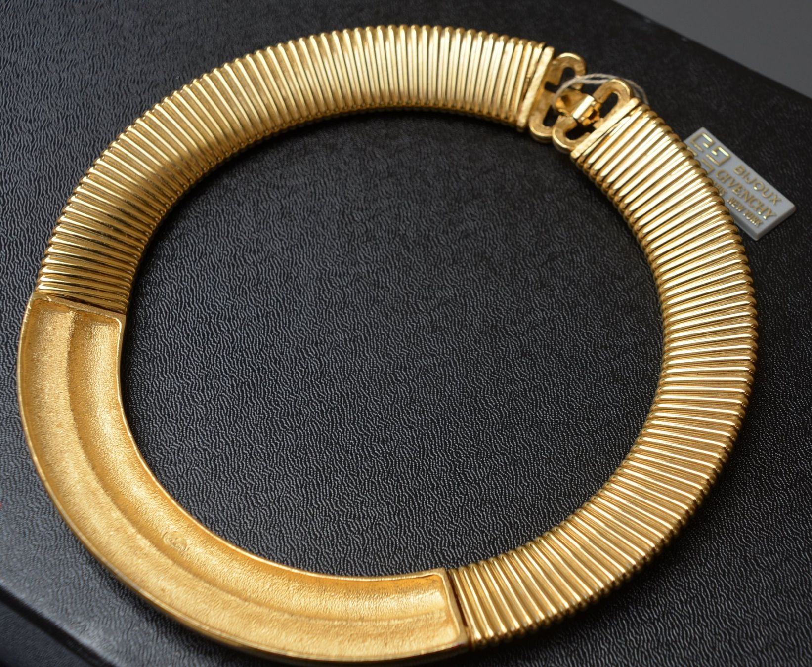 Givenchy Catenine: Givenchy Halskette / Collier – Nuovo (secondo la descrizione) da Collonges venduto da Auganien 7