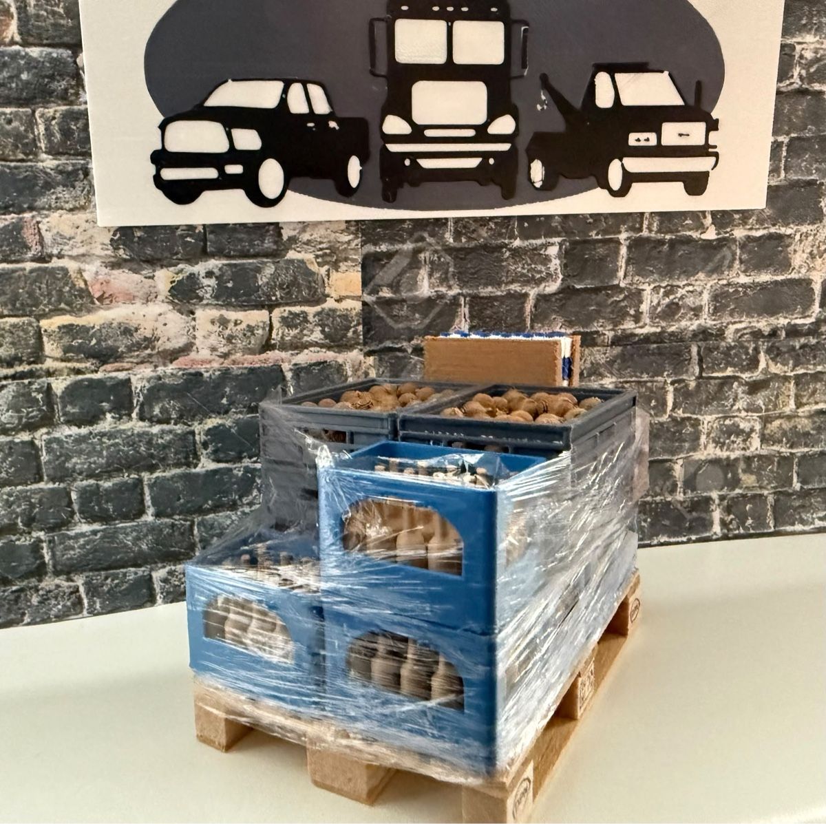 RC Modellbau: Palette 1:14 – Neu (gemäss Beschreibung) aus Altdorf UR von mobauwidmer 1