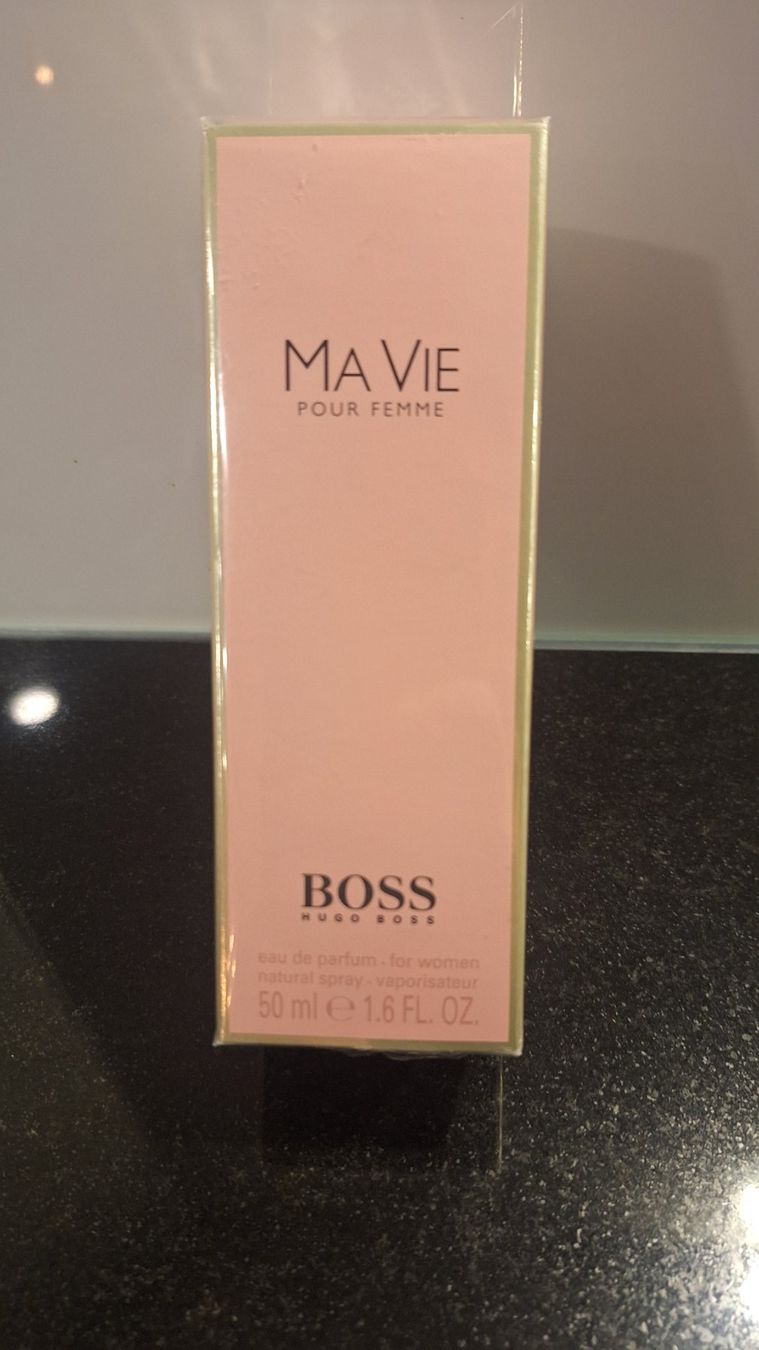 Hugo Boss Profumi & Eau de Toilette: Hugo Boss Ma Vie – Usato da Rickenbach SO venduto da hegyc