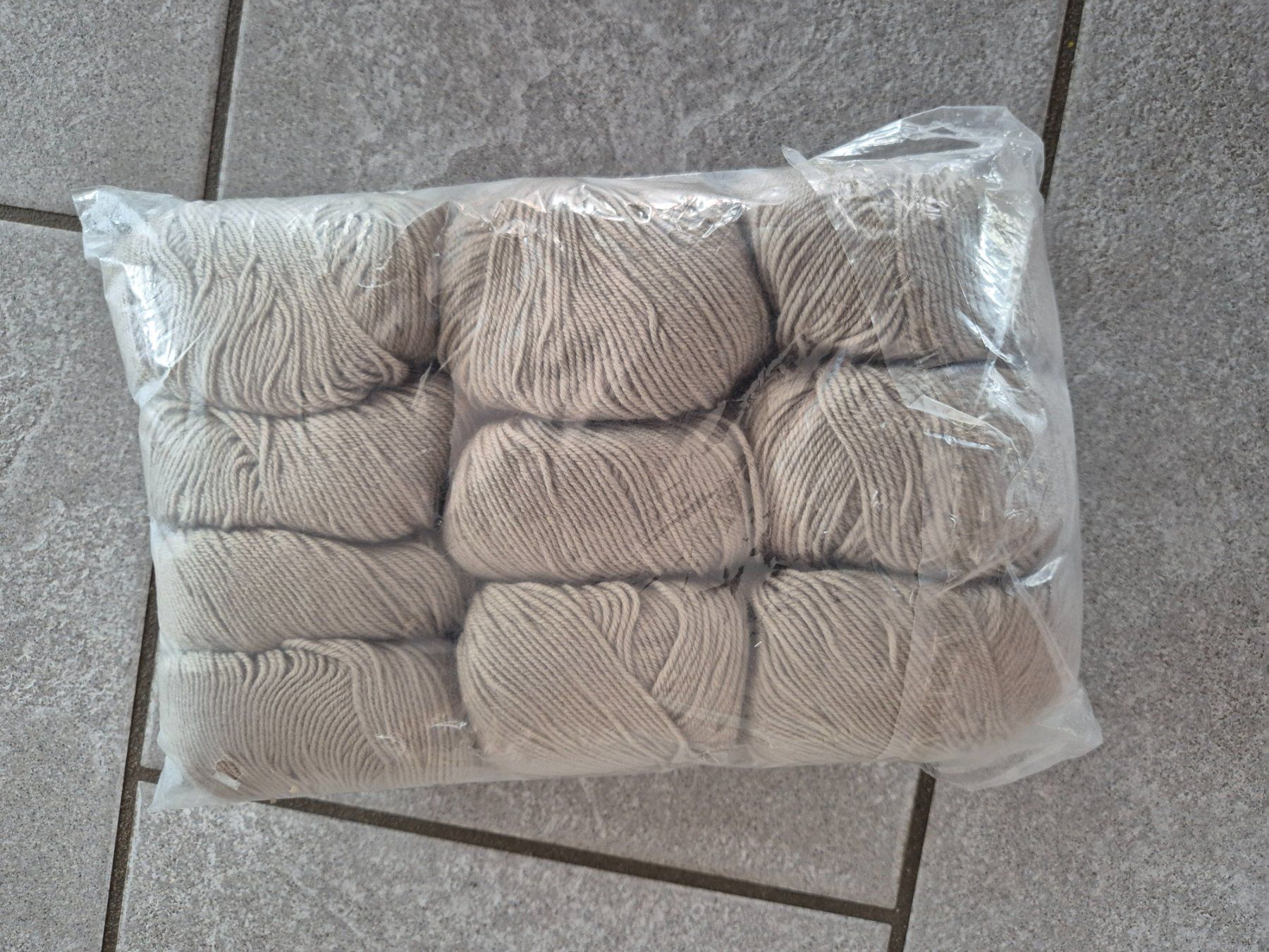 Wolle: Merino Wool 10 Knäuel – Neu (gemäss Beschreibung) aus Läufelfingen von Netti04